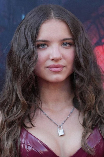 Madeleine McGraw - 10