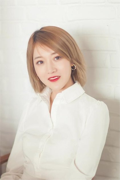 王小艾 王小艾