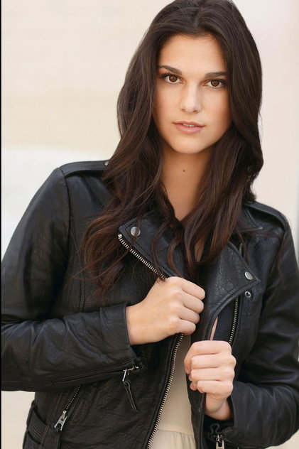 Ashley Elliott photo 2