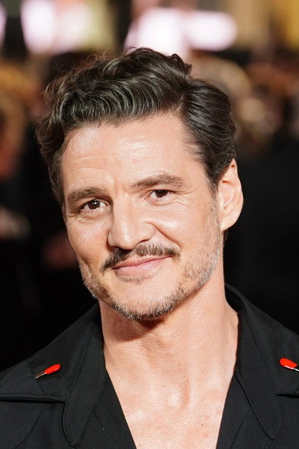 Pedro Pascal - 18