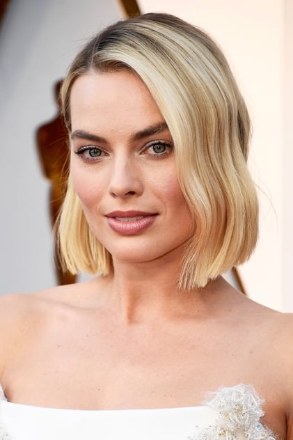 Margot Robbie - 17