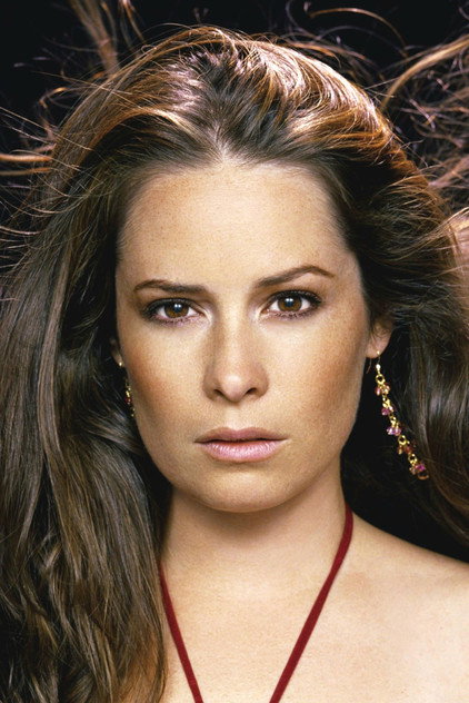 Holly Marie Combs - 4