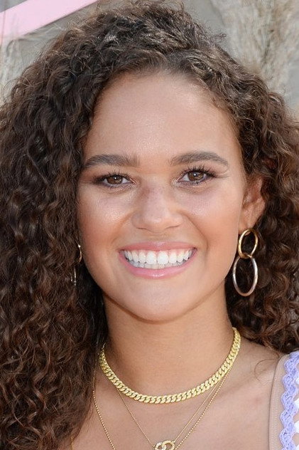 Madison Pettis - 8