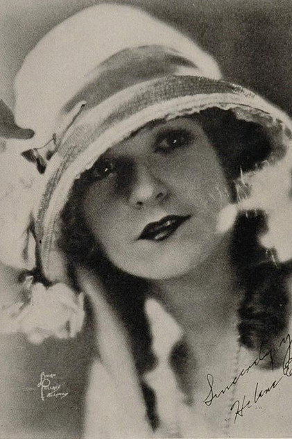 Helen Lynch photo 2