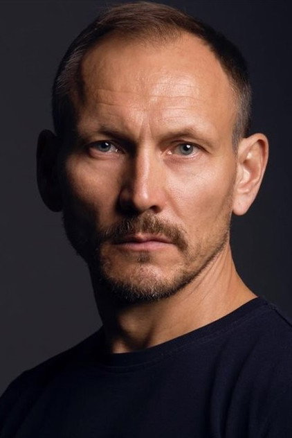 Peter Nikolas photo 2