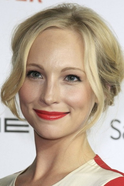Candice King photo 10