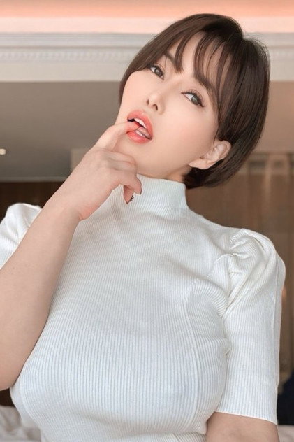 長澤史華