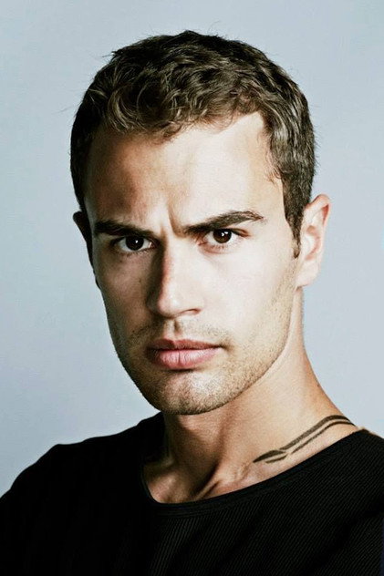 Theo James - 11