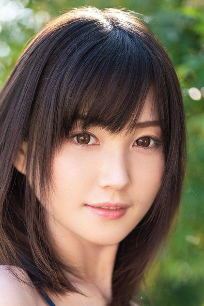 Momo Honda photo 2