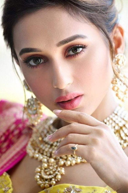 Mimi Chakraborty - 14
