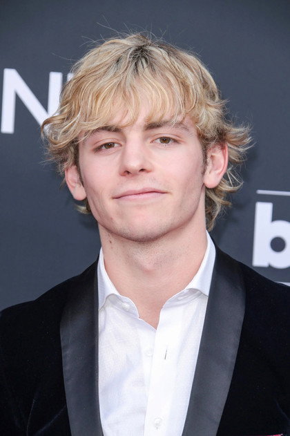 Ross Lynch - 7