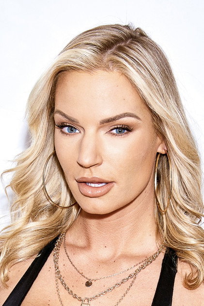 Rachael Cavalli photo 8