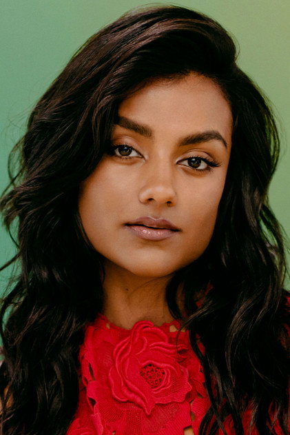 Simone Ashley - 5