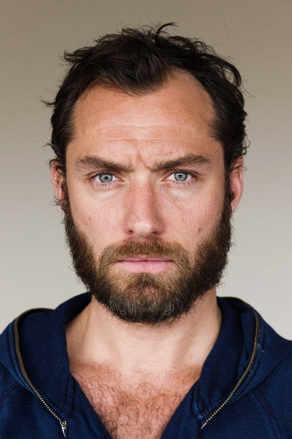 Jude Law - 13