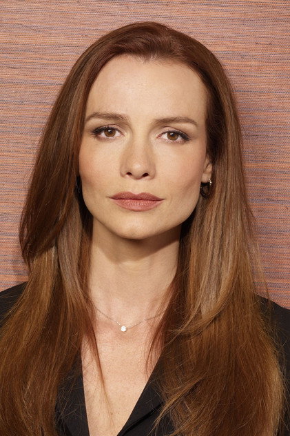 Saffron Burrows - 6