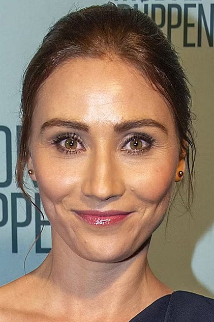 Stephanie Leon - 5