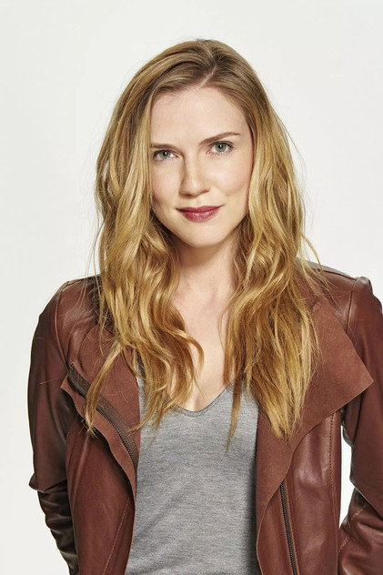 Sara Canning - 7