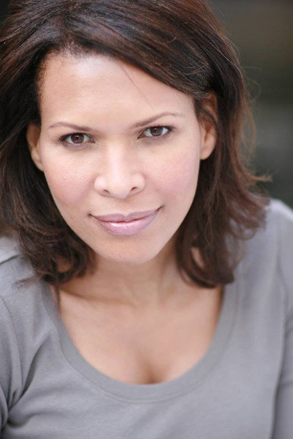 Danielle Lewis photo 2