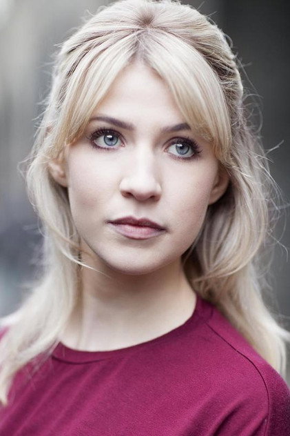 Laura Woodward photo 2