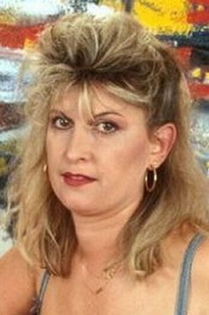 Regina Garcia photo 2