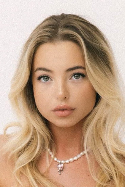 Emma Kotos - 9