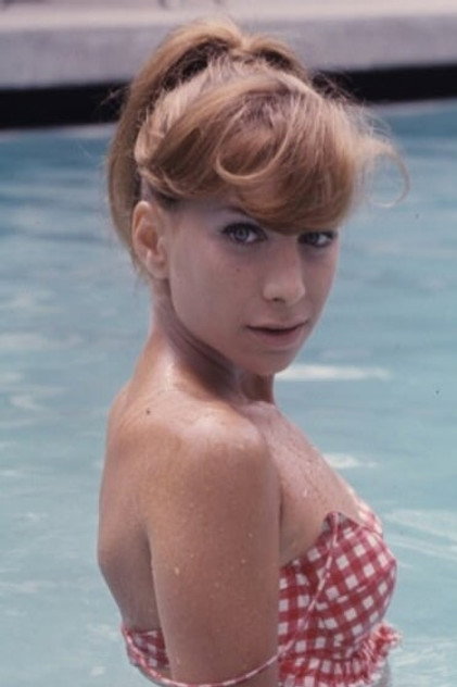 Tanya Lopert - 4