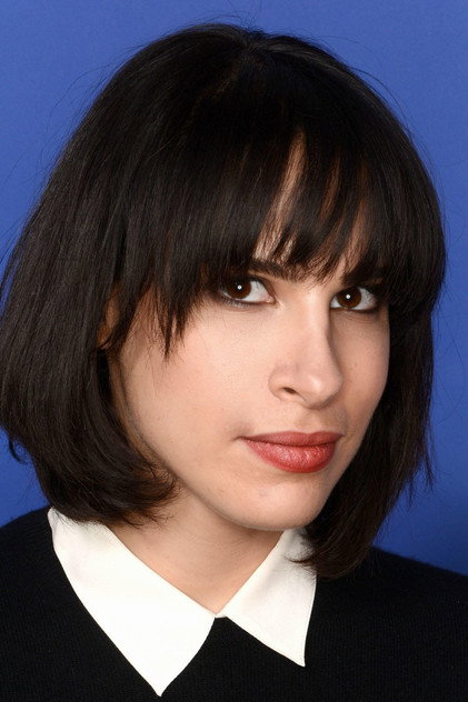 Desiree Akhavan - 10