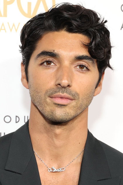 Taylor Zakhar Perez - 6