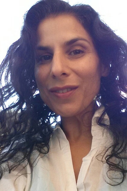 Laara Sadiq - 5