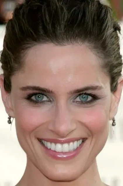 Amanda Peet - 9