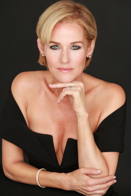 Penelope Ann Miller - 7