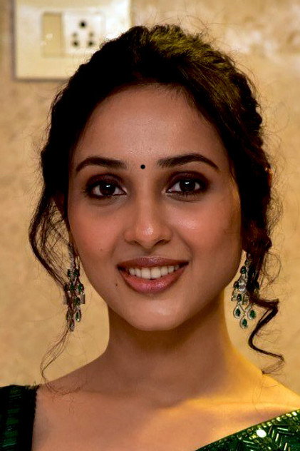 Riya Suman photo 4