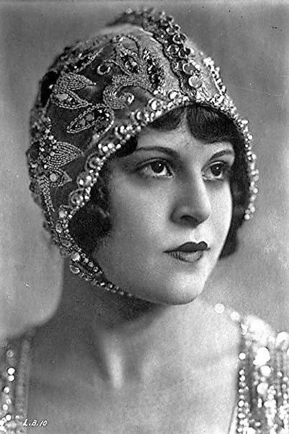 Lina Basquette - 5