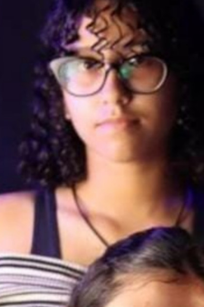 Clara Santos