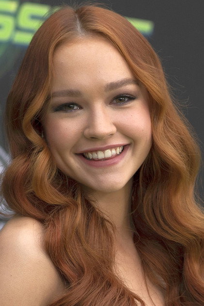 Sadie Stanley - 4