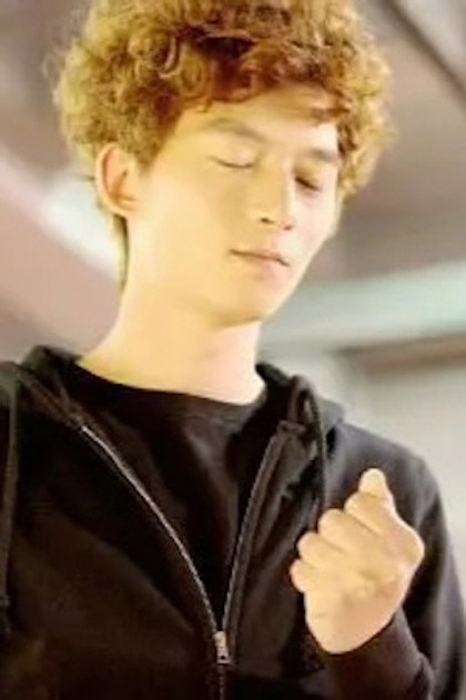 Guangyi Du
