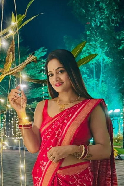 Elli Padhi photo 4