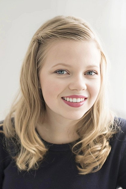 Elise Jones photo 2