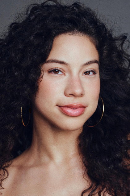 Kiara Romero photo 2