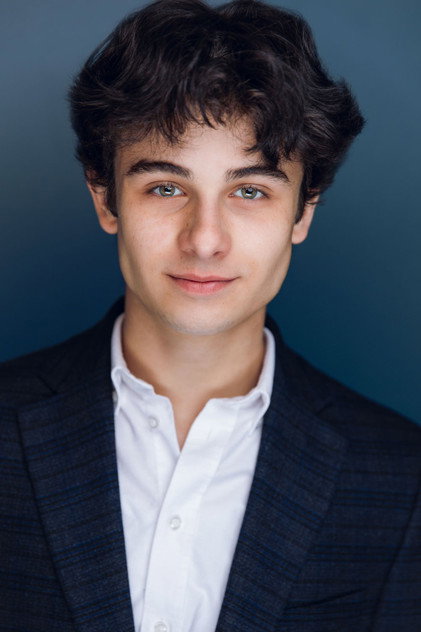 Vinnie Costanza photo 3