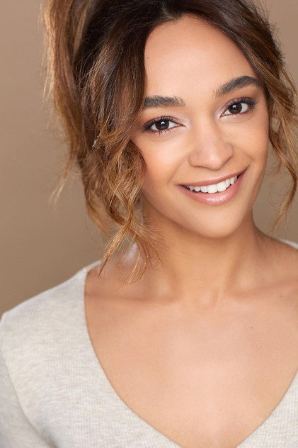 Justine Herron photo 4