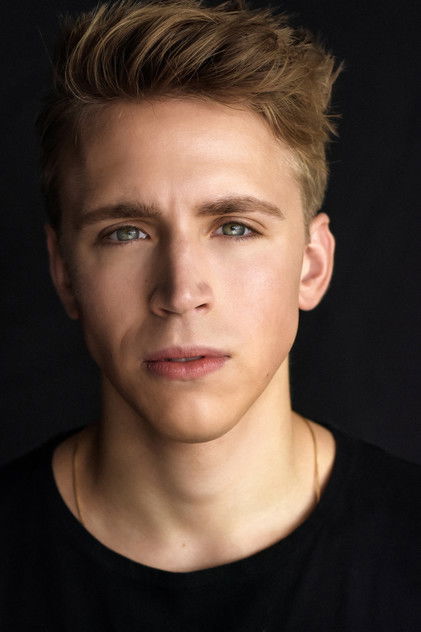 Аватар персоны Zachary Loewen