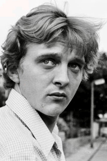 David Hemmings