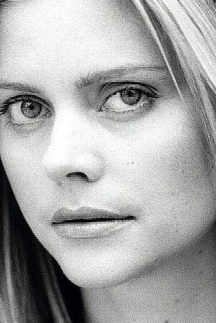 Sophie Lee - 5