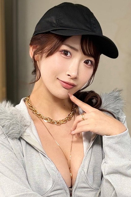 Waka Misono headshot