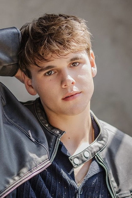 Gavin White photo 12
