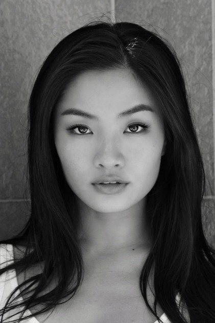 Anna Sawai - 10