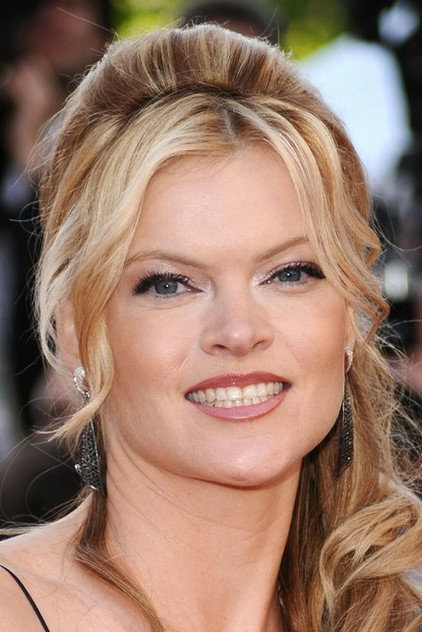 Missi Pyle - 2