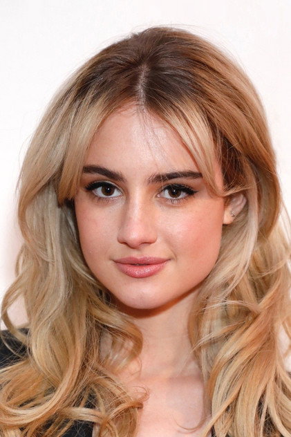 Grace Van Patten - 6
