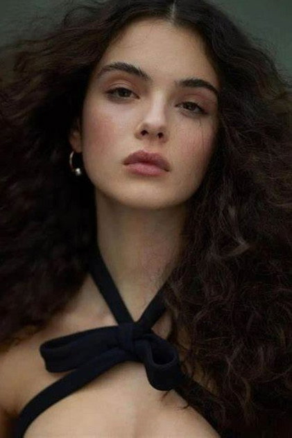 Deva Cassel - 10